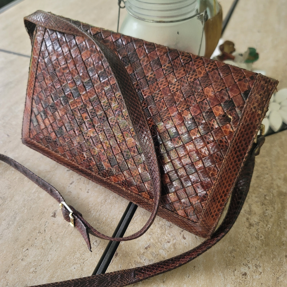 Vintage 1970-1980s Brown Snake Skin Crossbody Bag